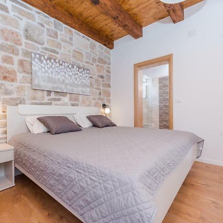 Villa Delozija Sukošan Buitenkant foto