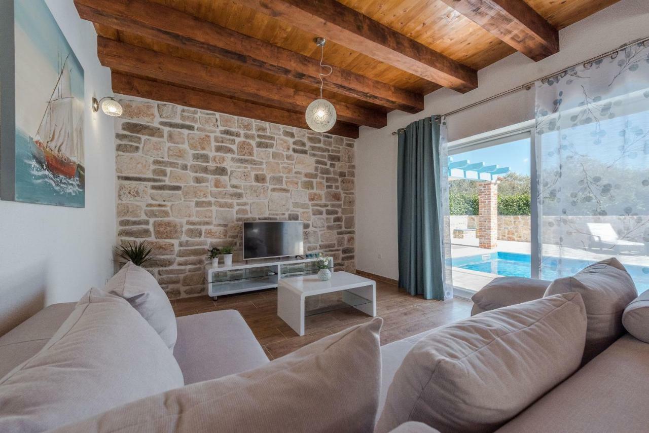 Villa Delozija Sukošan Buitenkant foto